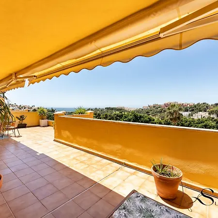 Terrace Of Paradise, 2 Bed 2 Bath, Parking, Pool