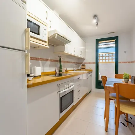 Apartment Terrace Of Paradise, 2 Bed 2 Bath, Parking, Pool